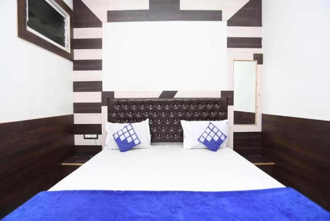 Goroomgo New Ashiyana Palace Варанаси Екстериор снимка