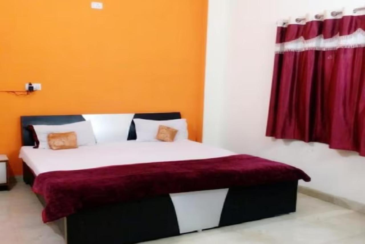 Goroomgo New Ashiyana Palace Варанаси Екстериор снимка